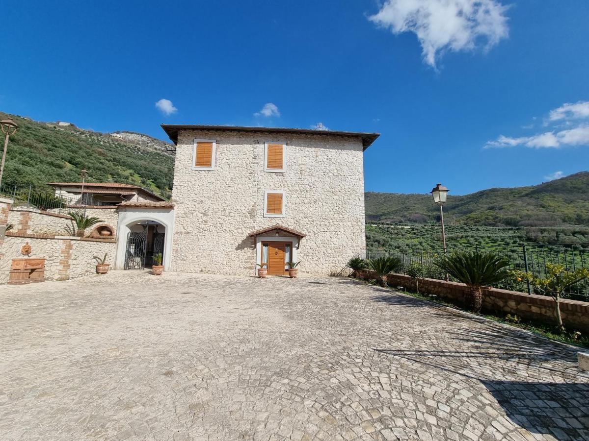 Rocca Massima Casale Dei Priori Bed & Breakfast エクステリア 写真
